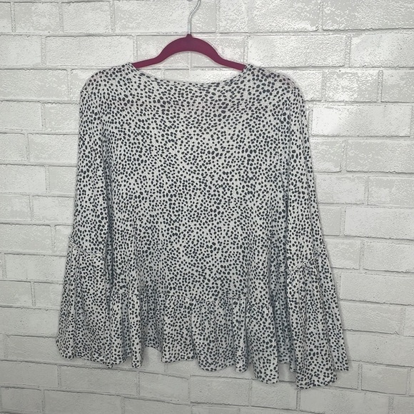 Altar'd State Flare Sleeve Cropped Long Sleeve Top - Picture 6 of 8